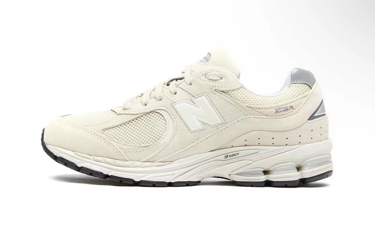 New Balance 2002R